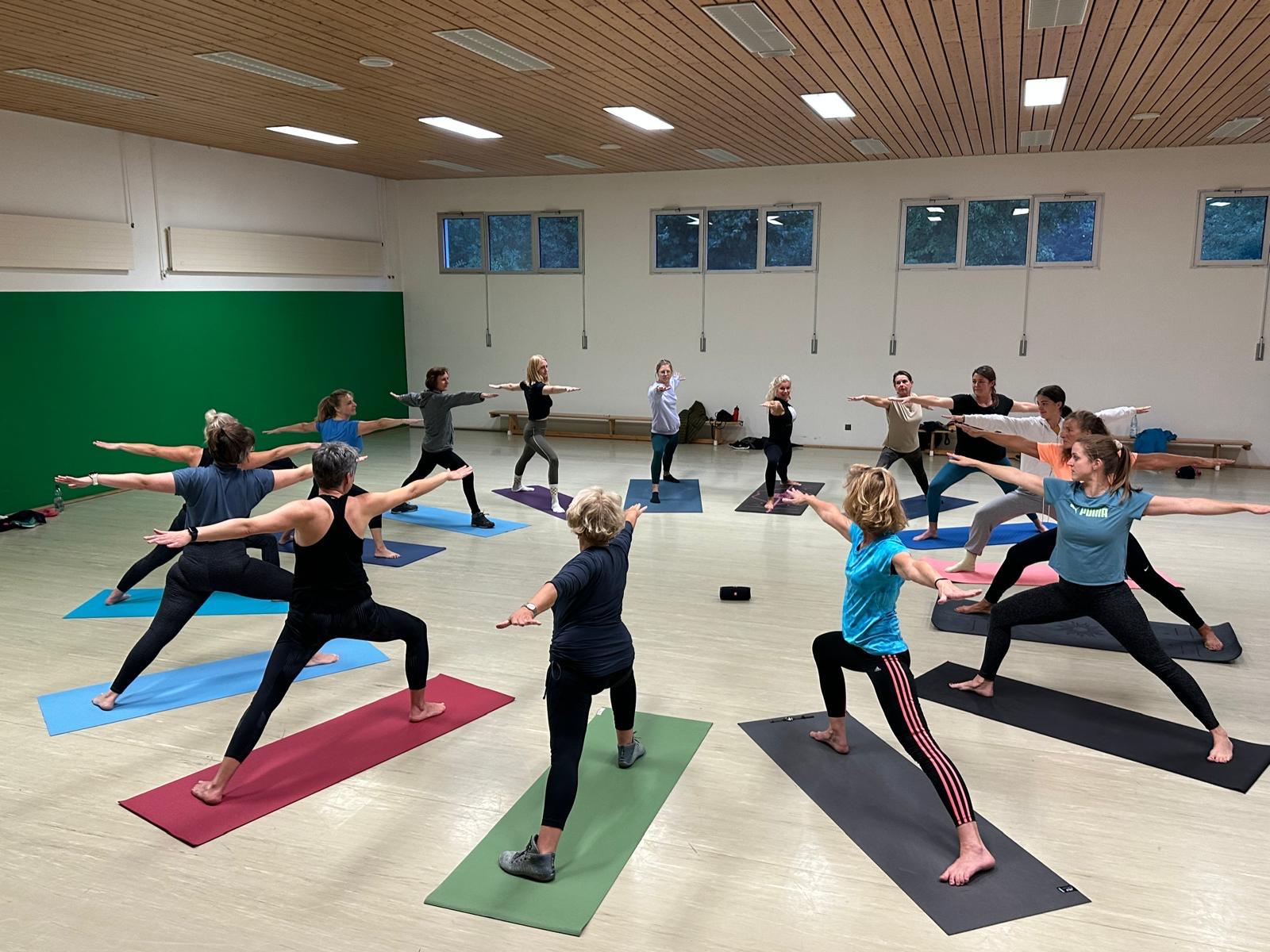 Vinyasa-Yoga-Kurs